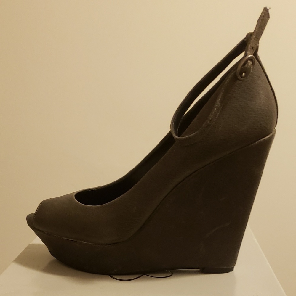 Jessica Simpson Wedges - Picture 3 of 3